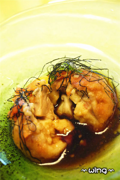 高樂餐飲-鐵板料理 與 小高玉迴轉壽司：［台北信義區］美味海鮮饗宴。【高樂餐飲-鐵板料理 與 小高玉迴轉壽司】炙燒握壽司/生魚片/海膽山藥細麵/胡麻豆腐體驗(捷運南港展覽館站美食餐廳)。