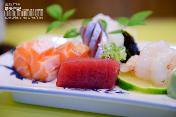 高樂餐飲-鐵板料理 與 小高玉迴轉壽司：【口碑券| 高樂 小高玉迴轉壽司】食材實在美味滿點 賓至如歸的友善餐廳