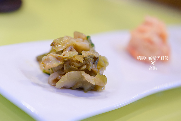 高樂餐飲-鐵板料理 與 小高玉迴轉壽司：【口碑券| 高樂 小高玉迴轉壽司】食材實在美味滿點 賓至如歸的友善餐廳