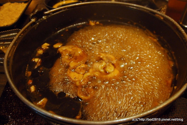 潮肉壽喜燒:【台北南港】潮肉壽喜燒-多元化的壽喜燒吃法,讓你吃不膩!吃完還可以逛逛五分埔喔