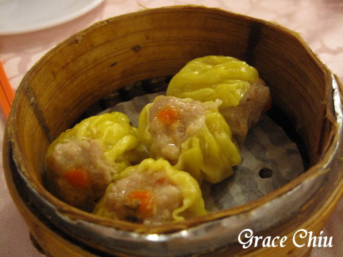 金獅大酒樓:金獅大酒樓~推車小點懷舊港式飲茶,港點好好味!(萬華.西門町)