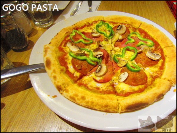 GoGo Pasta / 敦南旗艦店：【橘子雞排】台北東區美食-GOGO PASTA 敦南旗艦店