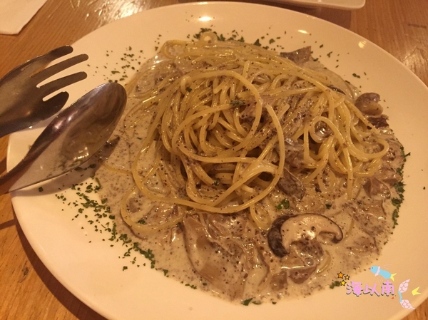 GoGo Pasta(敦南旗艦店)：【台北東區】GoGo Pasta敦南旗艦店 道地異國料理 西班牙生火腿披薩 匈牙利燉牛肉 松露野蕈義大利麵 近忠孝敦化站 可包場