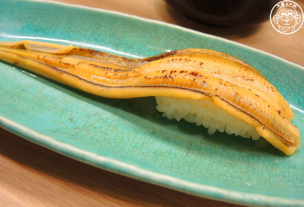 弥味壽司YUMMY SUSHI：呷飽祙【台北萬華･弥味壽司】帥氣跑車送餐