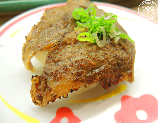 弥味壽司YUMMY SUSHI：呷飽祙【台北萬華･弥味壽司】帥氣跑車送餐