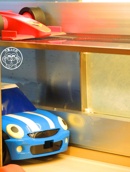 弥味壽司YUMMY SUSHI：呷飽祙【台北萬華･弥味壽司】帥氣跑車送餐