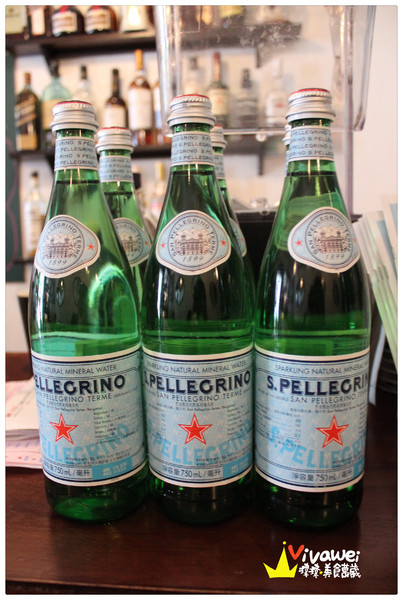 choir cafe快樂美式餐廳：台北萬華區｜西門町電影街內美式餐點專賣『快樂美式餐廳 Choir Cafe』