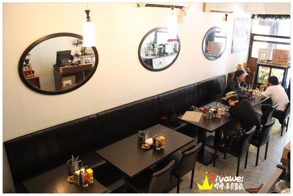 choir cafe快樂美式餐廳：台北萬華區｜西門町電影街內美式餐點專賣『快樂美式餐廳 Choir Cafe』