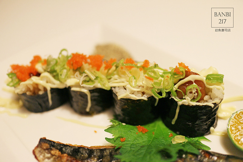 Banbi217 美食旅遊: 幼魚壽司店:台北萬華區好吃平價日本料理、生魚片、握壽司、炙燒(捷運小南門站,捷運西門站)