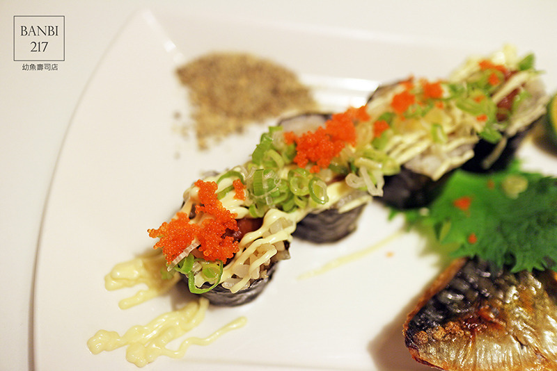 Banbi217 美食旅遊: 幼魚壽司店:台北萬華區好吃平價日本料理、生魚片、握壽司、炙燒(捷運小南門站,捷運西門站)