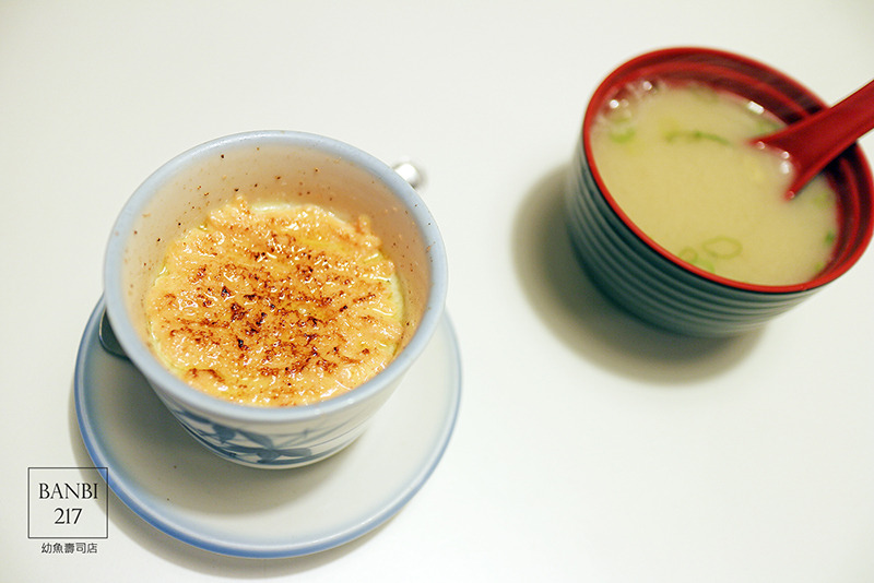 Banbi217 美食旅遊: 幼魚壽司店:台北萬華區好吃平價日本料理、生魚片、握壽司、炙燒(捷運小南門站,捷運西門站)