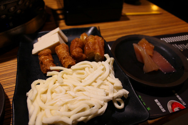 鍋大爺蒙古麻辣鍋(西門店)：[台北]火鍋吃到飽 鍋大爺蒙古麻辣鍋(西門店)