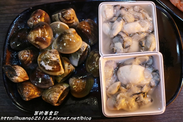 皇家帝國鴛鴦火鍋:【台北萬華區】台北火鍋推薦『 皇家帝國鴛鴦火鍋』吃到飽、捷運西門站~