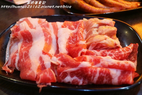 皇家帝國鴛鴦火鍋:【台北萬華區】台北火鍋推薦『 皇家帝國鴛鴦火鍋』吃到飽、捷運西門站~