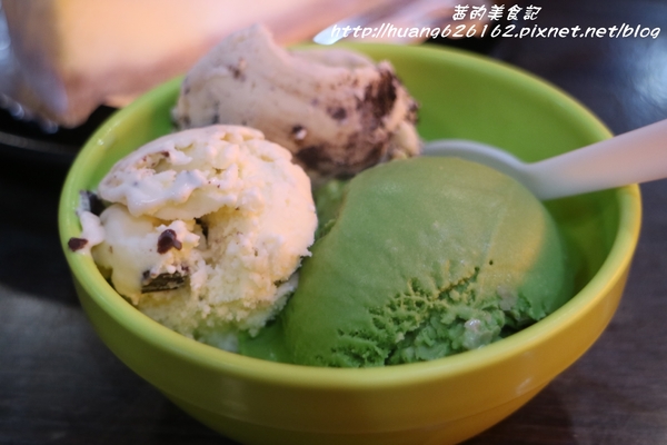 皇家帝國鴛鴦火鍋:【台北萬華區】台北火鍋推薦『 皇家帝國鴛鴦火鍋』吃到飽、捷運西門站~