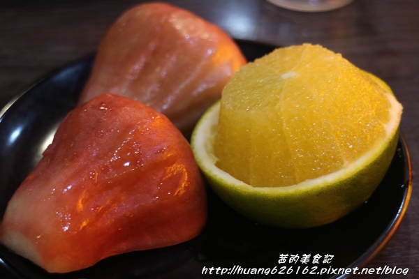 皇家帝國鴛鴦火鍋:【台北萬華區】台北火鍋推薦『 皇家帝國鴛鴦火鍋』吃到飽、捷運西門站~