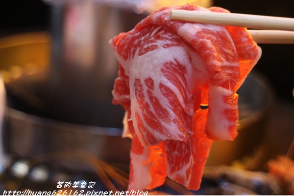 皇家帝國鴛鴦火鍋:【台北萬華區】台北火鍋推薦『 皇家帝國鴛鴦火鍋』吃到飽、捷運西門站~