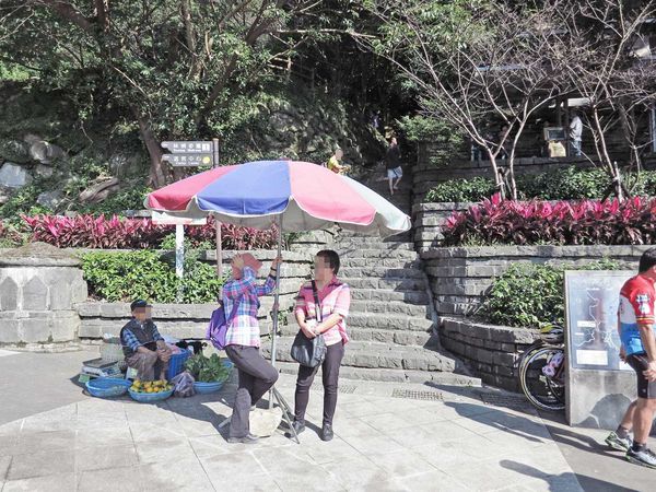 【台北旅遊】觀音山硬漢嶺夜景-淡水河口的美麗夜景