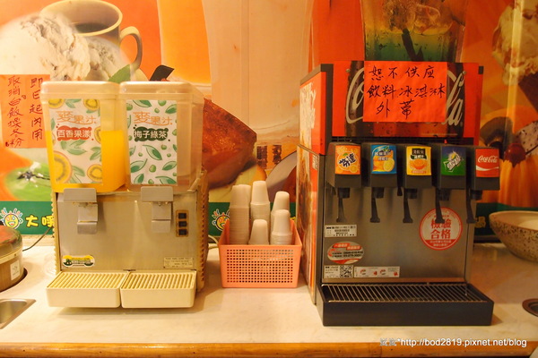 大呼過癮(西園店): 【台北萬華】大呼過癮(西園店)-二訪,部分鍋類有漲價,但還算是平價美味的小火鍋(近華江高中)