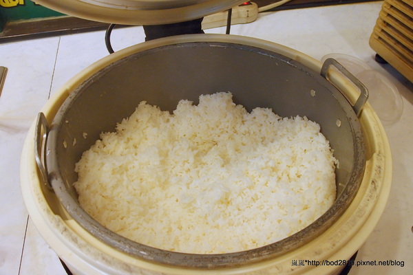 大呼過癮(西園店): 【台北萬華】大呼過癮(西園店)-二訪,部分鍋類有漲價,但還算是平價美味的小火鍋(近華江高中)