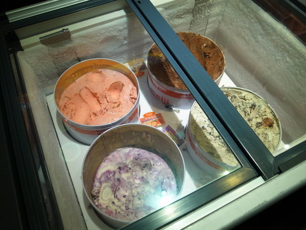 瘋麻辣頂級鴛鴦麻辣火鍋(西門店)：<台北|西門>吃麻辣鍋前先吃花雕雞？好滿足好划算!!!瘋麻辣頂級鴛鴦麻辣火鍋