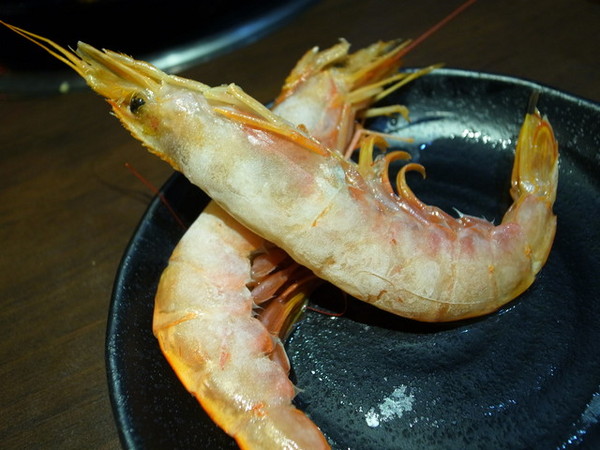 瘋麻辣頂級鴛鴦麻辣火鍋(西門店)：<台北|西門>吃麻辣鍋前先吃花雕雞？好滿足好划算!!!瘋麻辣頂級鴛鴦麻辣火鍋