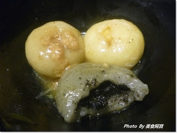 瘋麻辣頂級鴛鴦麻辣火鍋(西門店):【台北市】人氣花雕雞吃到飽「瘋麻辣」