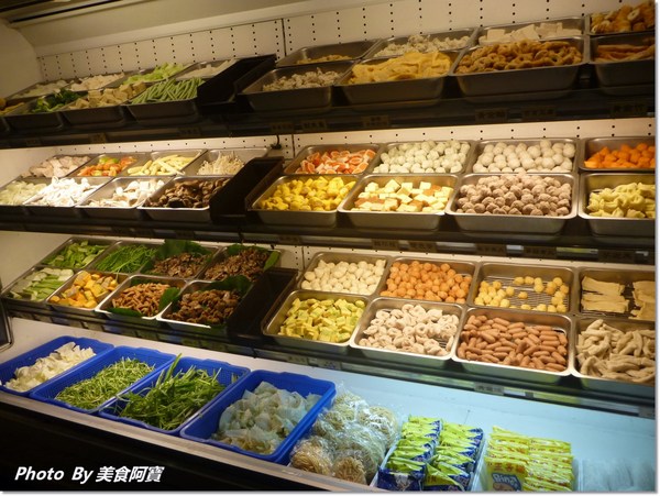 瘋麻辣頂級鴛鴦麻辣火鍋(西門店):【台北市】人氣花雕雞吃到飽「瘋麻辣」
