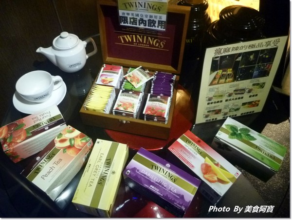 瘋麻辣頂級鴛鴦麻辣火鍋(西門店):【台北市】人氣花雕雞吃到飽「瘋麻辣」