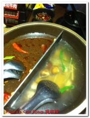 瘋麻辣頂級鴛鴦麻辣火鍋(西門店)：讓所有朋友都滿足的瘋麻辣