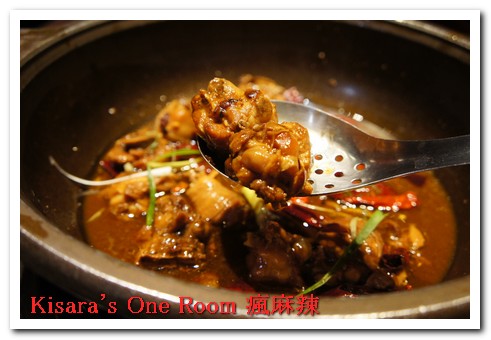 瘋麻辣頂級鴛鴦麻辣火鍋(西門店)：讓所有朋友都滿足的瘋麻辣