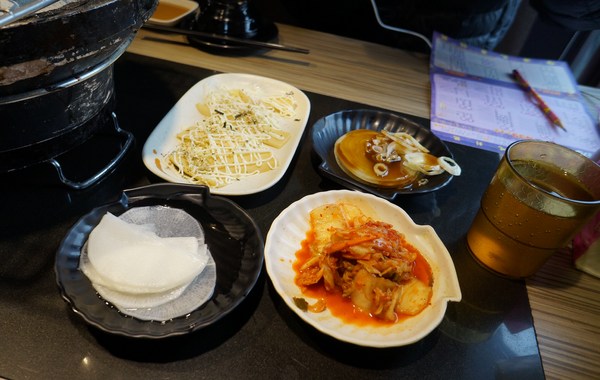 我!就厲害(西門店)：我！就厲害(西門店) ♥燒烤吃到飽 ♥品質好食材棒 ♥四種蝦任你吃