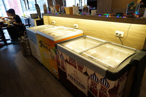 我!就厲害(西門店)：我！就厲害(西門店) ♥燒烤吃到飽 ♥品質好食材棒 ♥四種蝦任你吃