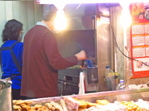 【台北萬華美食】阿忠碳烤-西門町香噴噴的烤肉