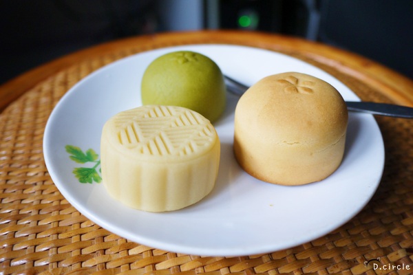 金格食品：體驗●金格『采吟月中秋禮盒』-2013太空美味之旅~遇上月餅星球~~✰