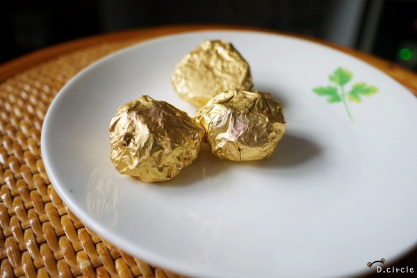 金格食品：體驗●金格『采吟月中秋禮盒』-2013太空美味之旅~遇上月餅星球~~✰