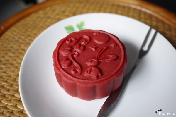 金格食品：體驗●金格『采吟月中秋禮盒』-2013太空美味之旅~遇上月餅星球~~✰