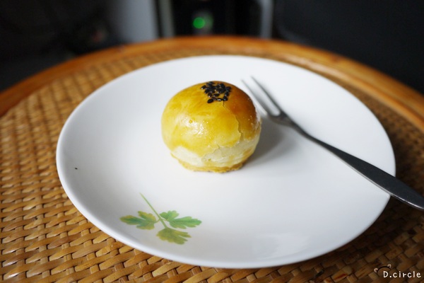 金格食品：體驗●金格『采吟月中秋禮盒』-2013太空美味之旅~遇上月餅星球~~✰