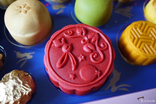 金格食品：體驗●金格『采吟月中秋禮盒』-2013太空美味之旅~遇上月餅星球~~✰