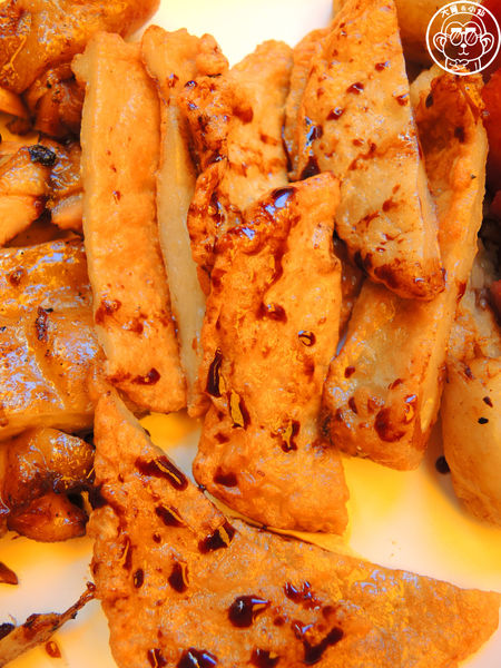 三吉外賣(西門町武昌店)：呷飽祙【台北萬華･三吉外賣】老字號滷味炸物碳烤專賣店