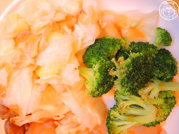 三吉外賣(西門町武昌店)：呷飽祙【台北萬華･三吉外賣】老字號滷味炸物碳烤專賣店