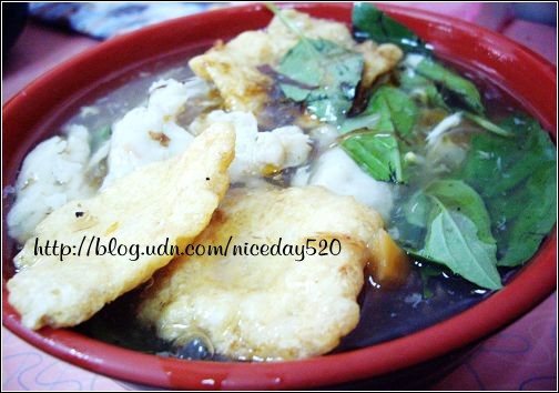 城中美食:萬華區美食|城中美食~招牌魷魚焿麵