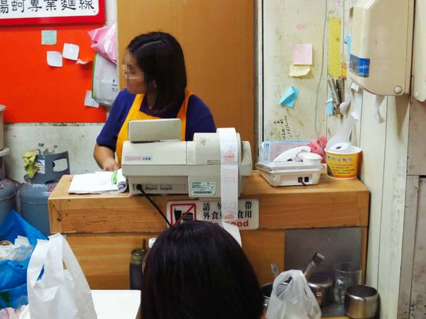 【台北萬華美食】陳記專業蚵仔麵線-超大顆飽滿的蚵仔