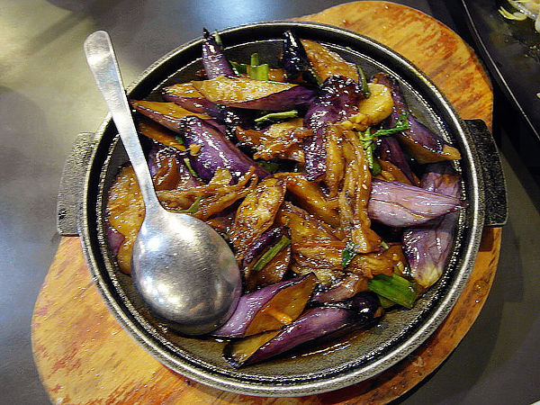 嚐嚐九九(東湖店)：【東湖】嚐嚐九九。平價的享受