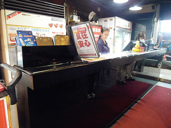 嚐嚐九九(東湖店)：【東湖】嚐嚐九九。平價的享受