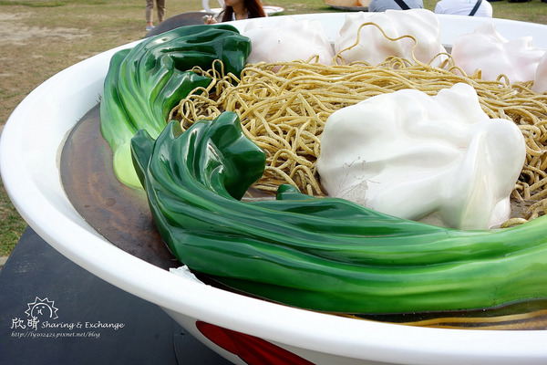 華山文創園區~香港週民俗文化:遊。華山文創香港周+現在一餐一口包子就飽了!+法式野餐電影院Vive La Vie!