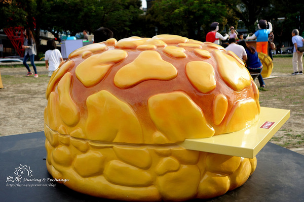 華山文創園區~香港週民俗文化:遊。華山文創香港周+現在一餐一口包子就飽了!+法式野餐電影院Vive La Vie!