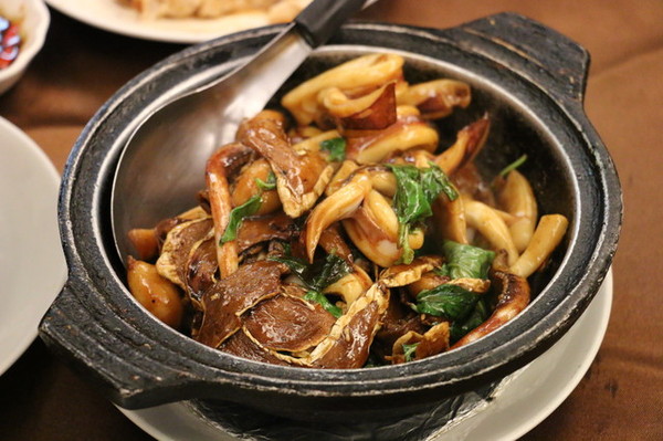 聯榮川菜館：<台北|內湖>記憶中的好味道~聯榮川菜餐廳*捷運西湖站