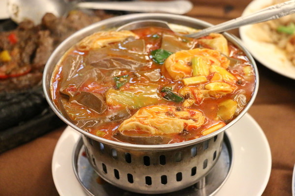 聯榮川菜館：<台北|內湖>記憶中的好味道~聯榮川菜餐廳*捷運西湖站