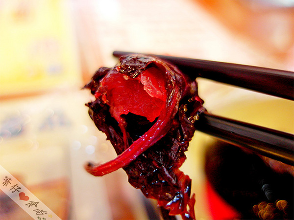 轉角關東煮-かどおでん：[邀約]夏天就該來吃含著淡淡烏龍茶香的轉角冷麵~